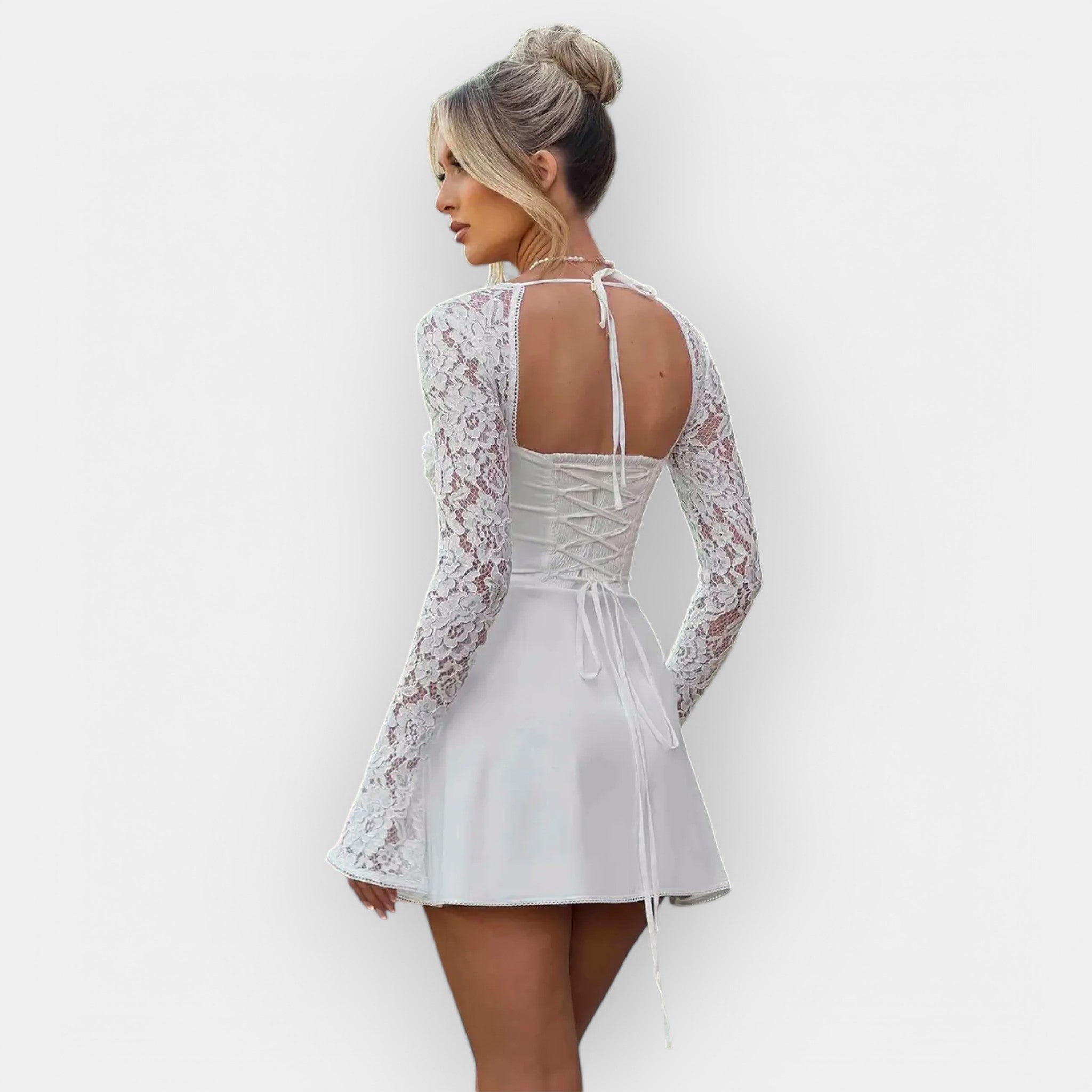 LOUISE | Robe Mini Détail Dentelle